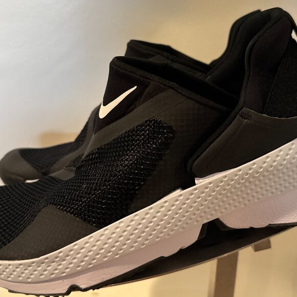 Nike Go FlyEase Dr5540 002 men’s sneakers brand new - Picture 2 of 8